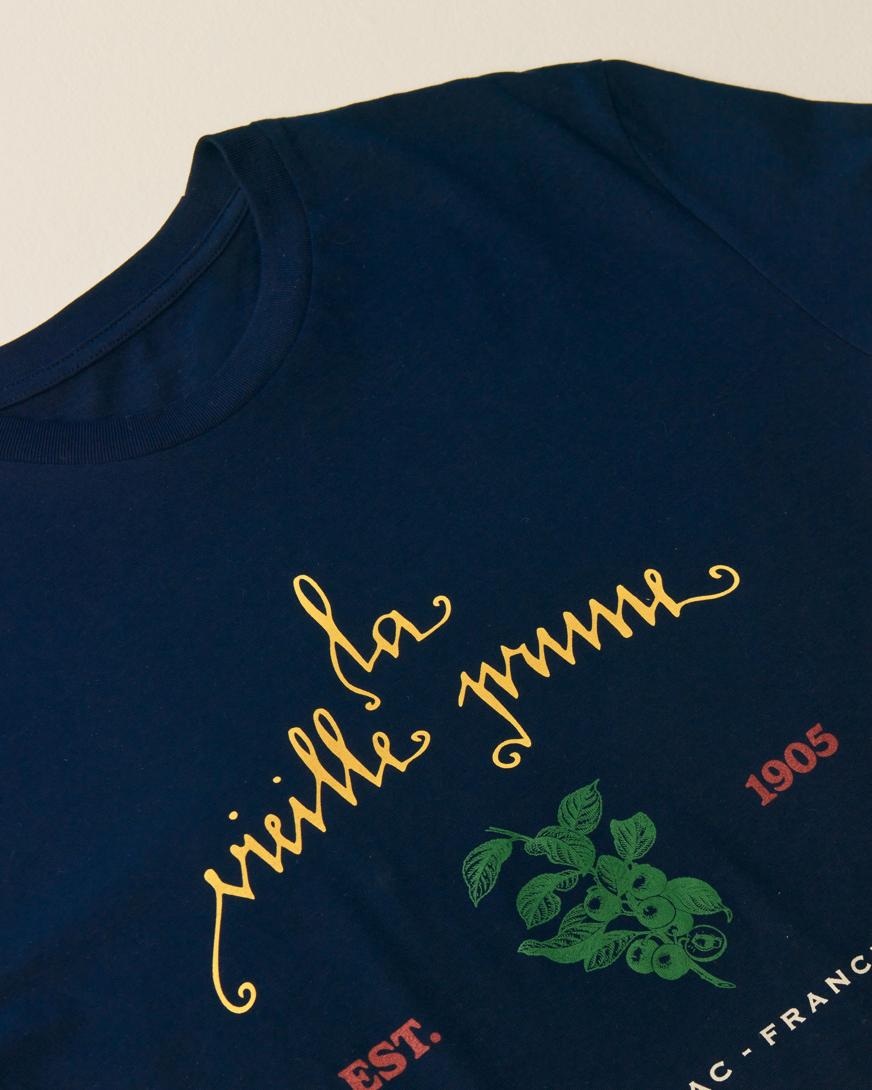 T-Shirt "La Vieille Prune – Est. 1905"